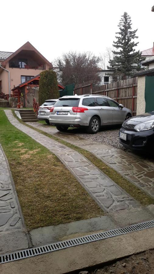 Privat Jozef Lägenhet Vrbov Exteriör bild
