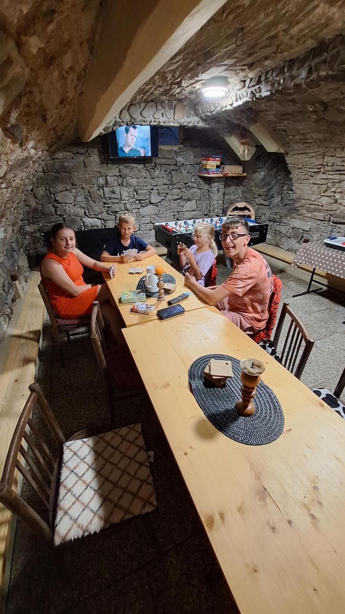 Privat Jozef Lägenhet Vrbov Exteriör bild